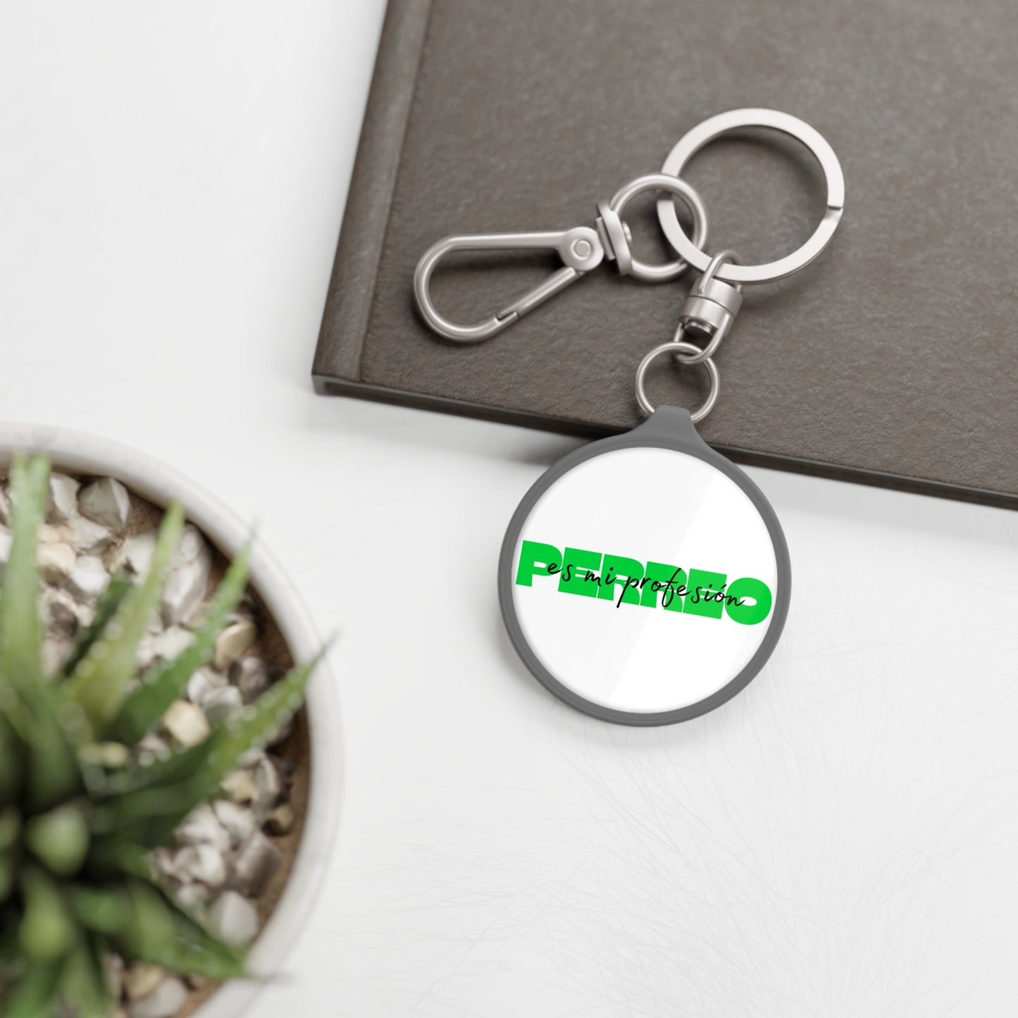 Perreo Es Mi Profesion Green Keyring Tag