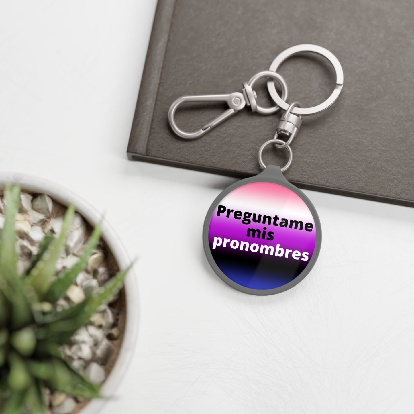 Preguntame mis Pronombres GenderFluid Keyring Tag