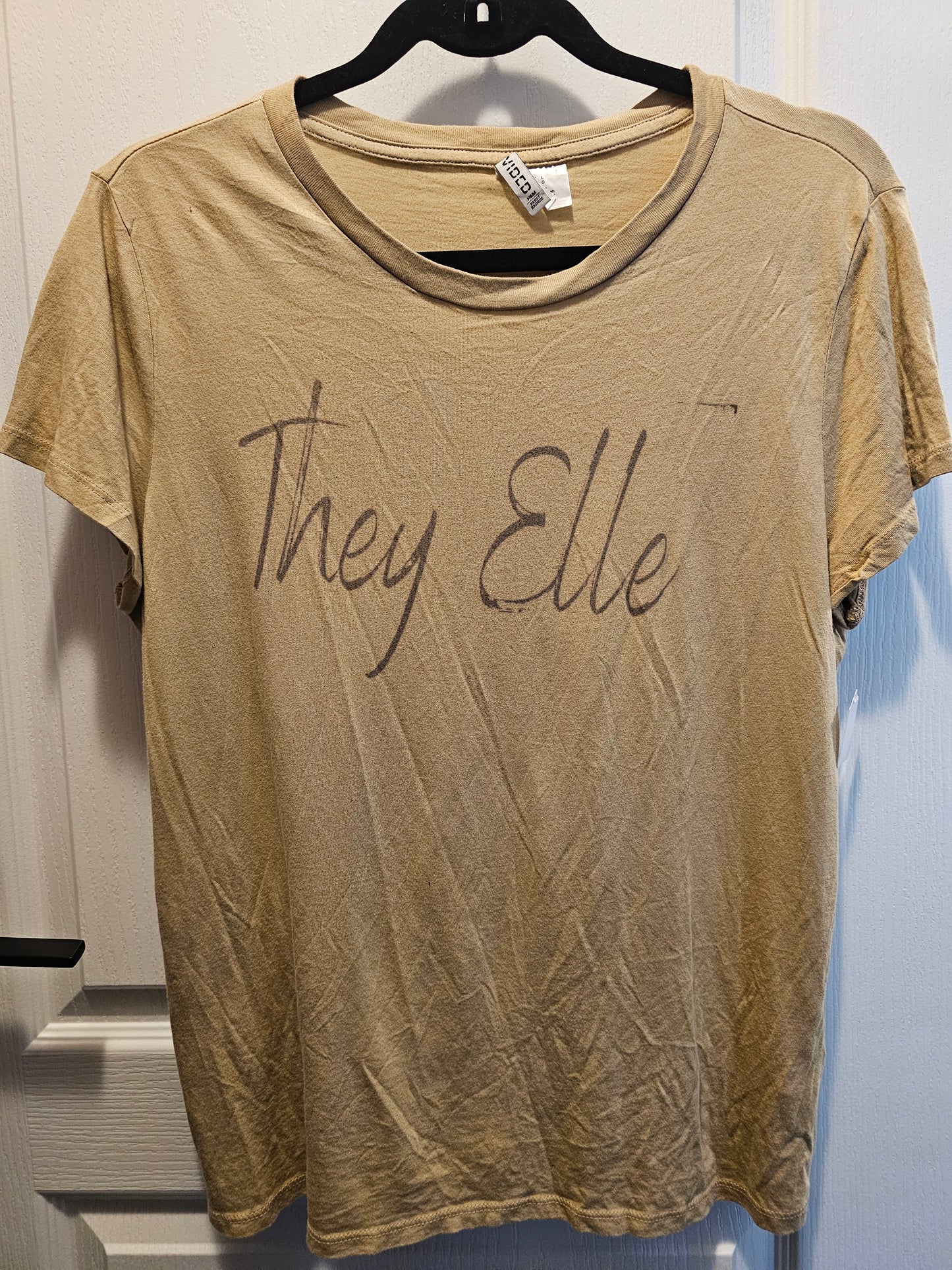 They Elle Tan